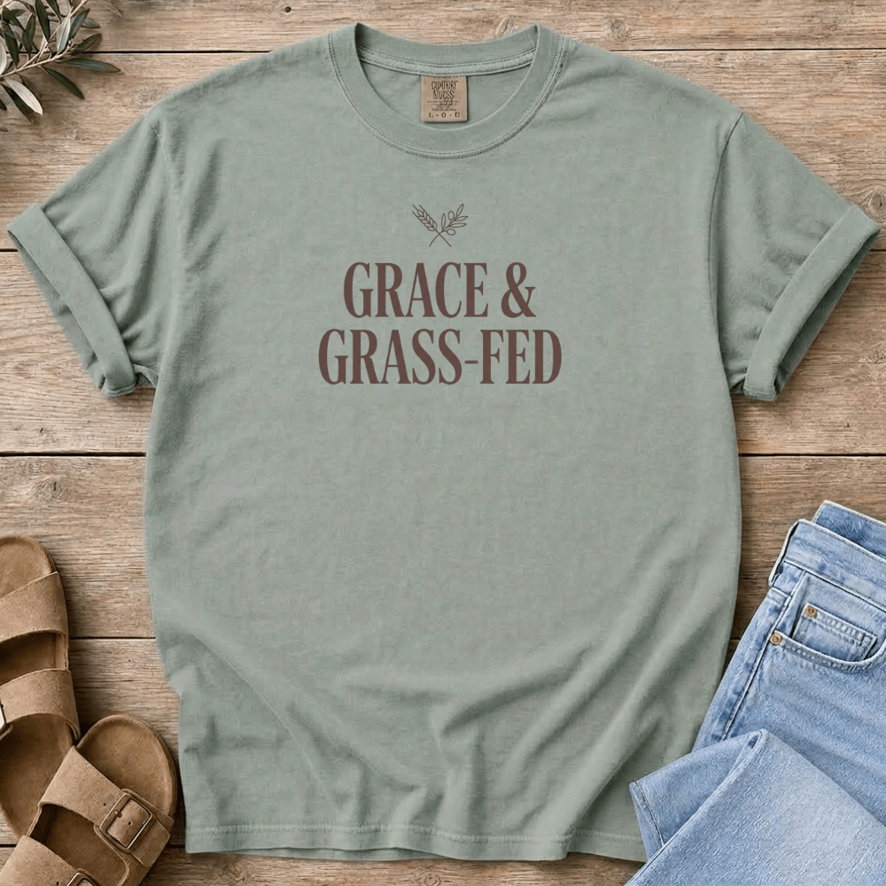 Nourish with Britt T-Shirt Grace & Grassfed T-Shirt Grace & Grass-Fed T-Shirt | Christian Crunchy Mom Tee
