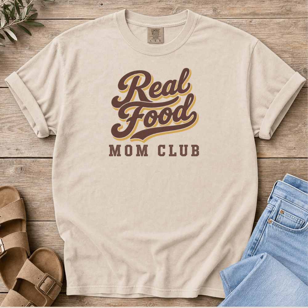 Nourish with Britt T-Shirt Real Food Club T-Shirt Retro Real Food Mom Club T-Shirt