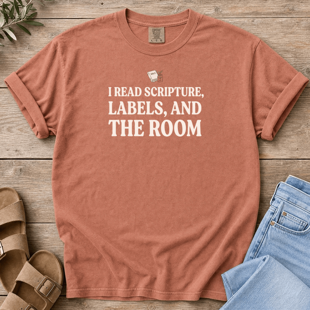 Nourish with Britt T-Shirt I Read T-Shirt I Read Scripture, Labels, and the Room T-Shirt | Crunchy Christian Mom Tee